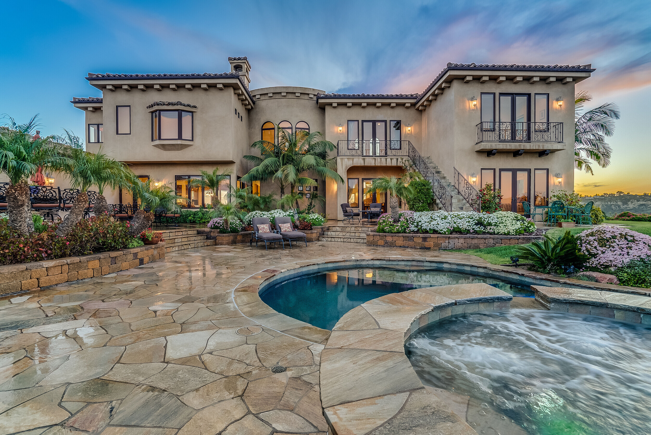 Luxury Pool